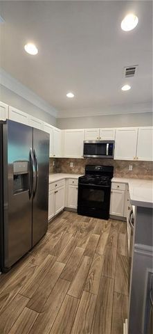 776 Tulip Poplar Way, Lawrenceville, GA 30044