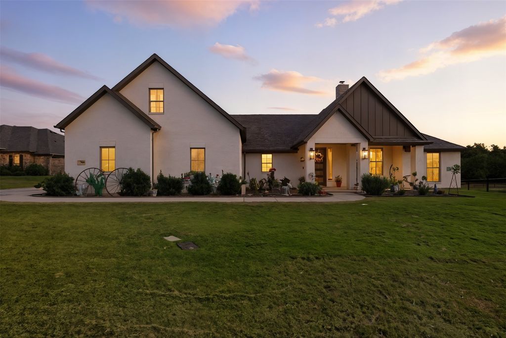 250 Odell Road, Springtown, TX 76082