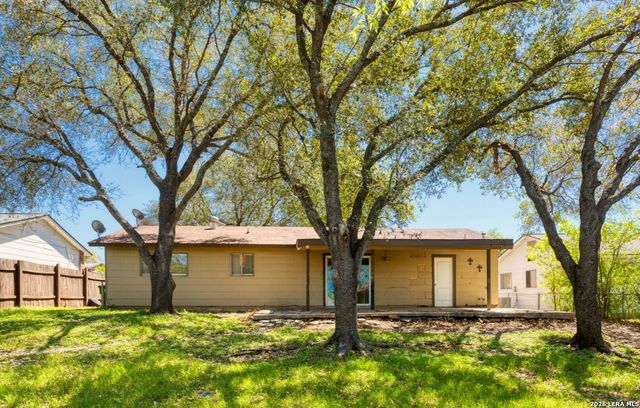 5231 SILVERTIP DR, San Antonio, TX 78228