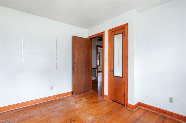 221 Rich RD, Yorktown, VA 23693