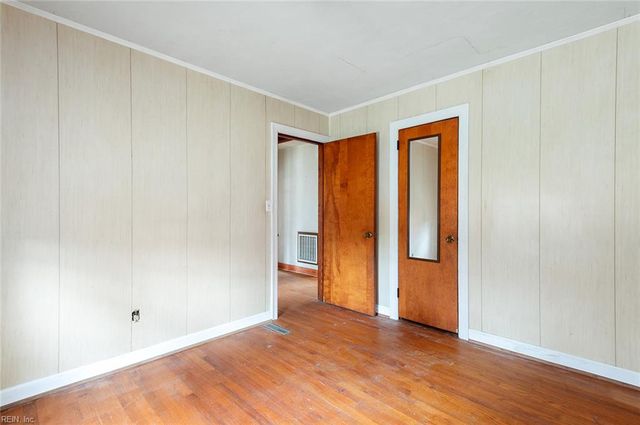 221 Rich RD, Yorktown, VA 23693