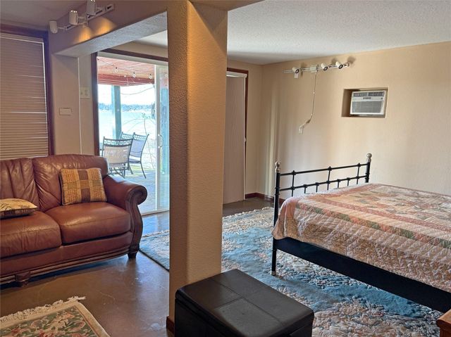 428 Dove Island, Livingston, TX 77351