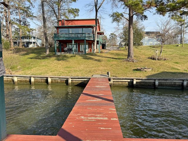 428 Dove Island, Livingston, TX 77351