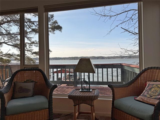 428 Dove Island, Livingston, TX 77351