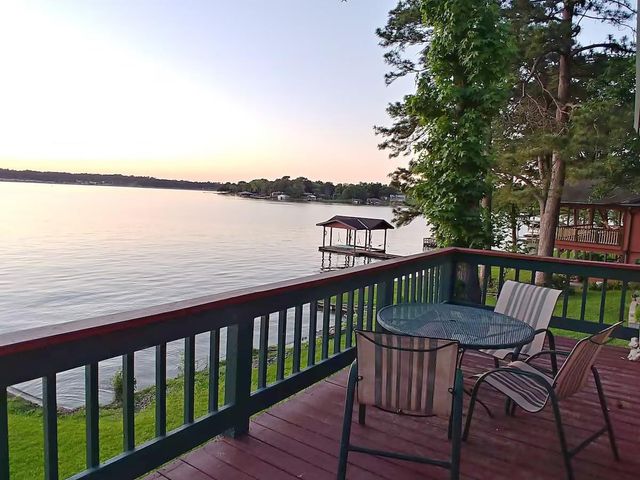 428 Dove Island, Livingston, TX 77351