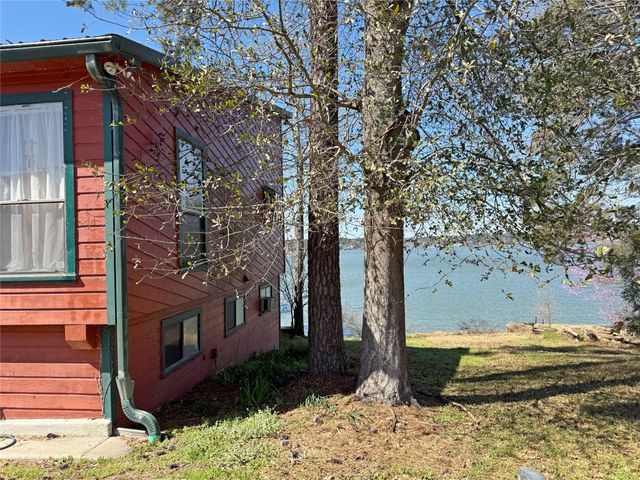 428 Dove Island, Livingston, TX 77351