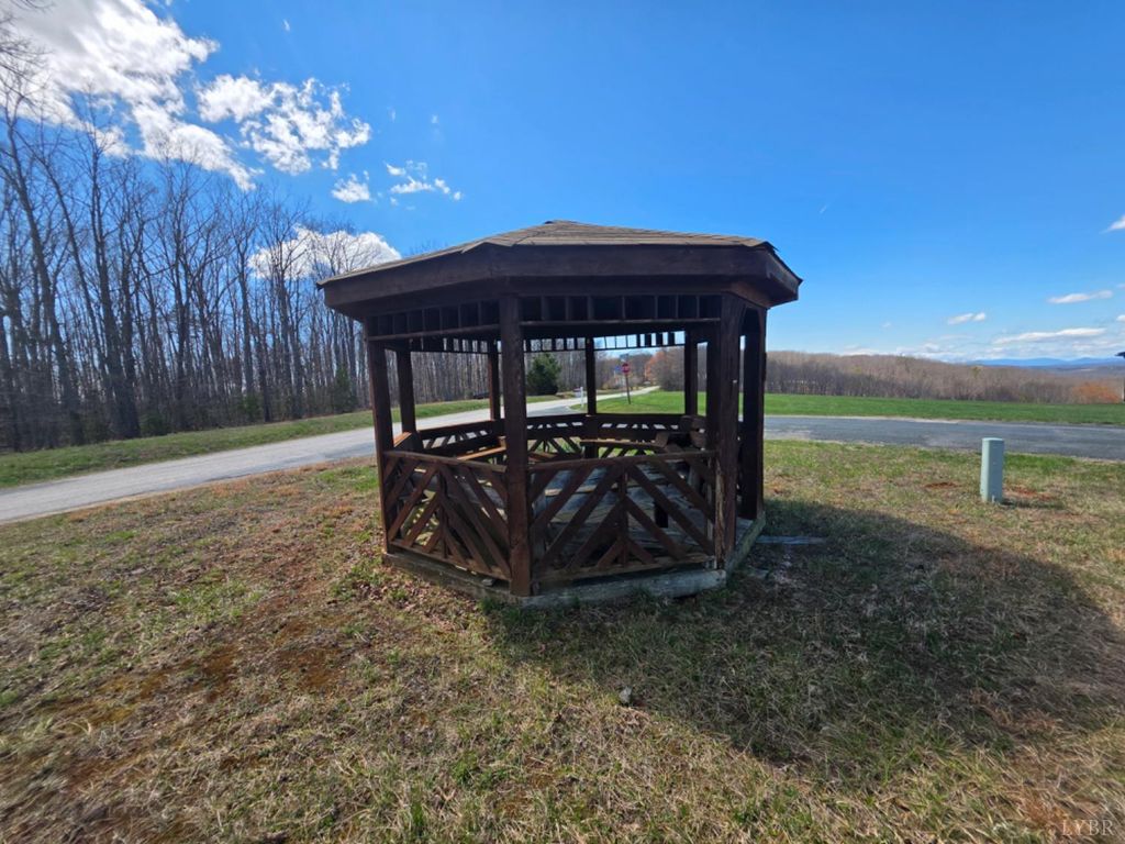 Image 13 of property listing at 0 Skyline Road, Appomattox, VA 24522