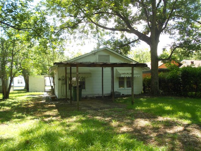303 S 11th Ave., Hattiesburg, MS 39401