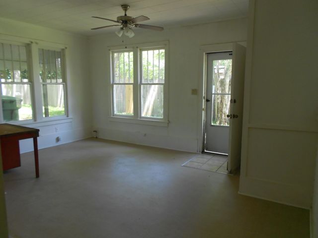 303 S 11th Ave., Hattiesburg, MS 39401