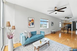 200 Paterson Plank Road 401, Union City, NJ 07087