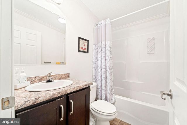 58 SKYLINE DR, Sicklerville, NJ 08081