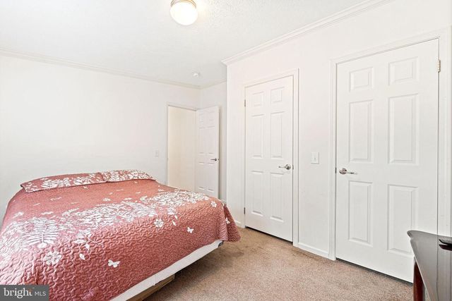 58 SKYLINE DR, Sicklerville, NJ 08081
