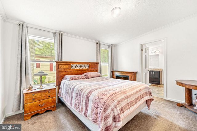 58 SKYLINE DR, Sicklerville, NJ 08081