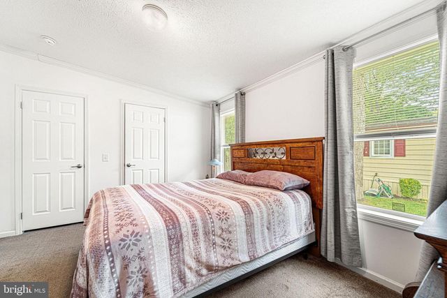 58 SKYLINE DR, Sicklerville, NJ 08081