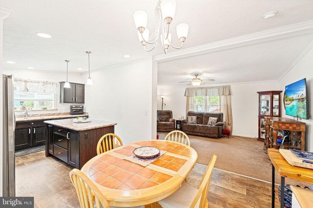 58 SKYLINE DR, Sicklerville, NJ 08081
