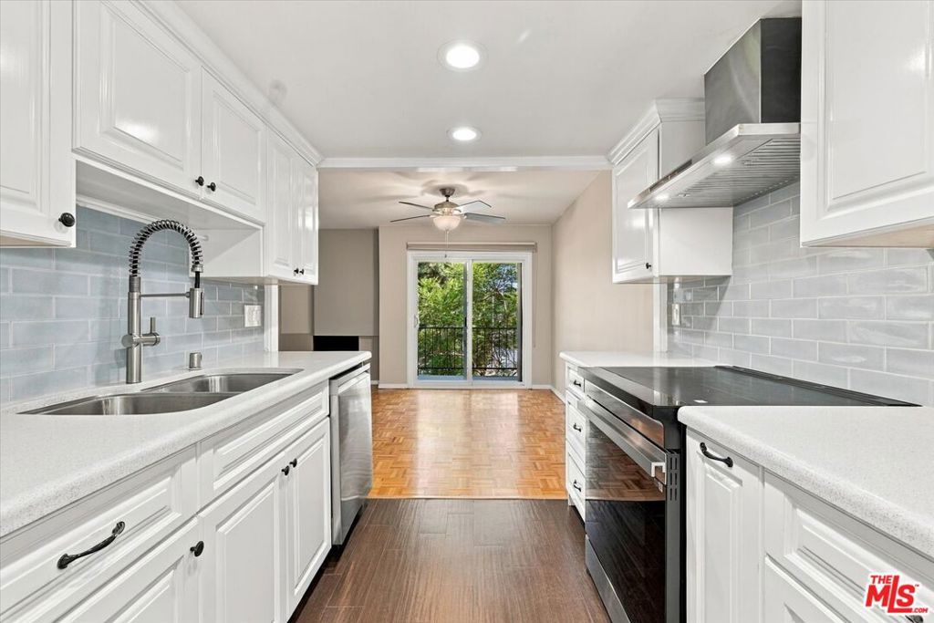 5870 Green Valley Circle 309, Culver City, CA 90230 — exterior