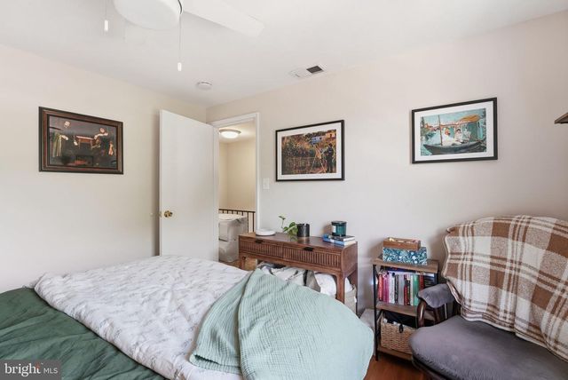 2953 SYCAMORE ST, Alexandria, VA 22305