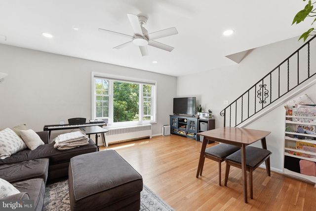 2953 SYCAMORE ST, Alexandria, VA 22305