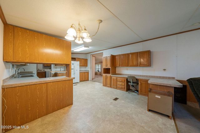 197 Tar Landing Road, Holly Ridge, NC 28445