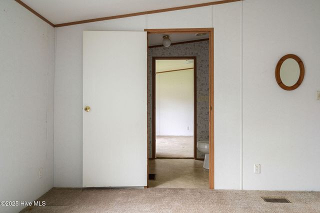 197 Tar Landing Road, Holly Ridge, NC 28445