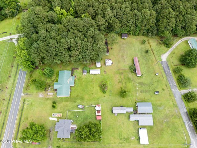 197 Tar Landing Road, Holly Ridge, NC 28445