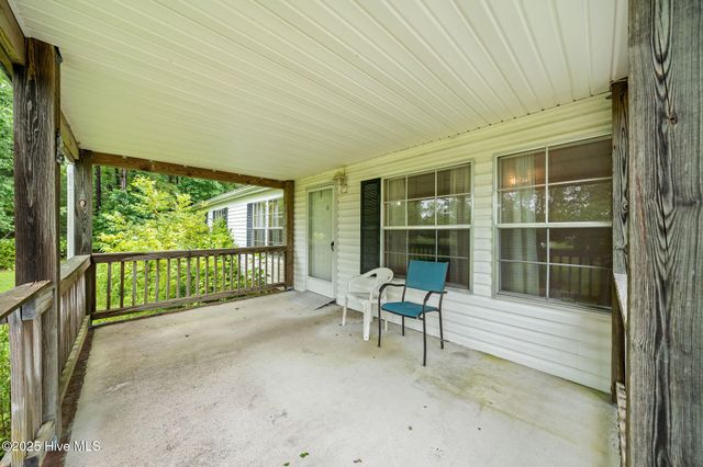 197 Tar Landing Road, Holly Ridge, NC 28445