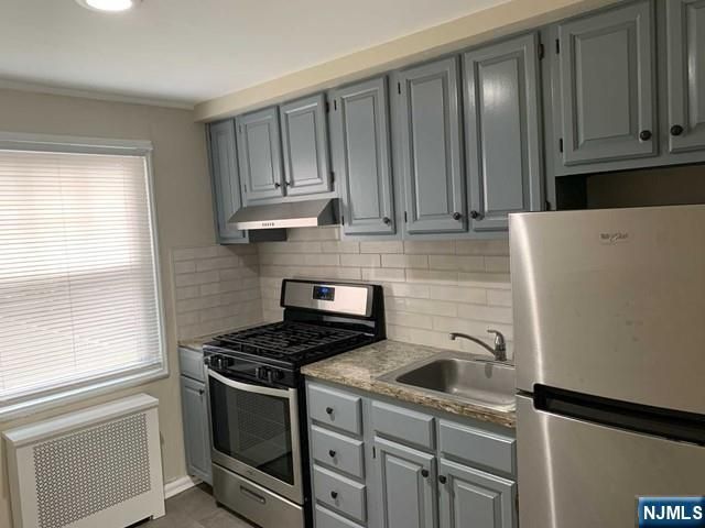 26 Hastings Avenue A, Rutherford, NJ 07070