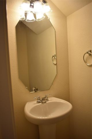 1747 Nichole Woods Drive, Houston, TX 77047