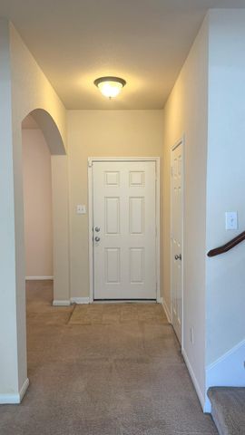 1747 Nichole Woods Drive, Houston, TX 77047