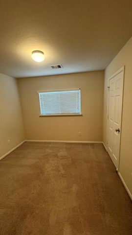 1747 Nichole Woods Drive, Houston, TX 77047