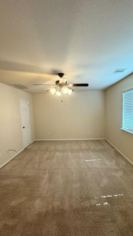 1747 Nichole Woods Drive, Houston, TX 77047