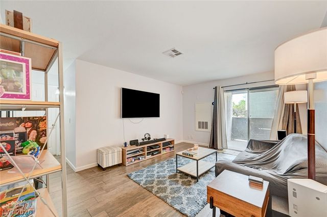 3151 Soaring Gulls Drive 1024, Las Vegas, NV 89128