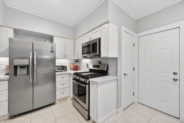 815 Bayou River Drive, Houston, TX 77079