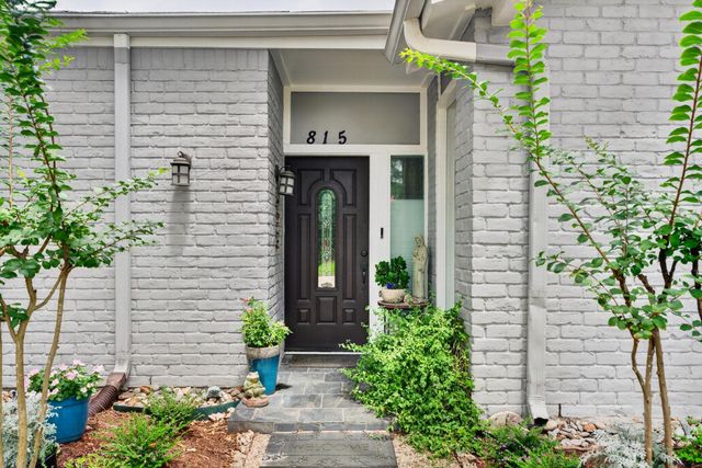 815 Bayou River Drive, Houston, TX 77079