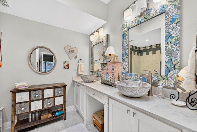 815 Bayou River Drive, Houston, TX 77079
