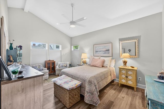 815 Bayou River Drive, Houston, TX 77079