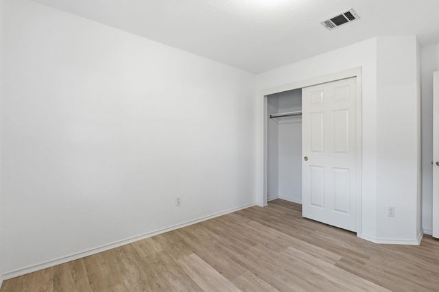8829 Francia TRL, Austin, TX 78748