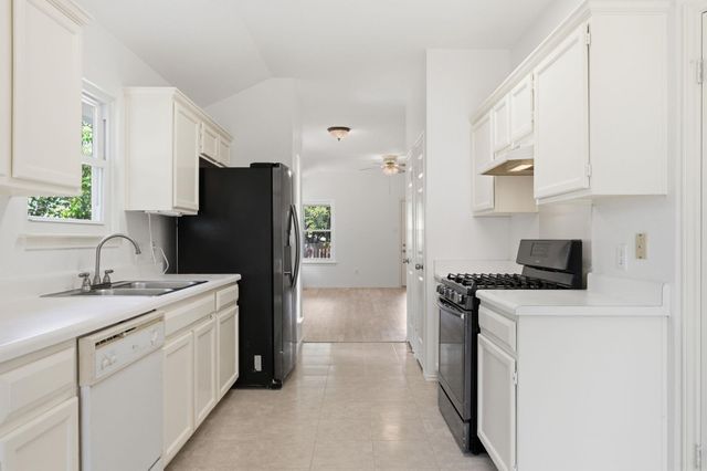 8829 Francia TRL, Austin, TX 78748