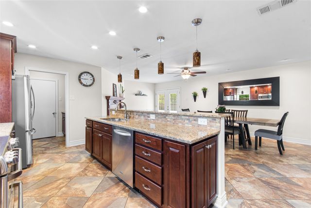 2530 Springhill Drive, Dallas, TX 75228