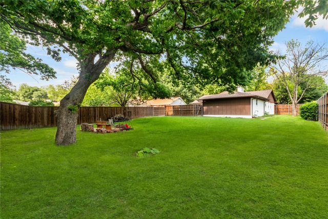 2530 Springhill Drive, Dallas, TX 75228