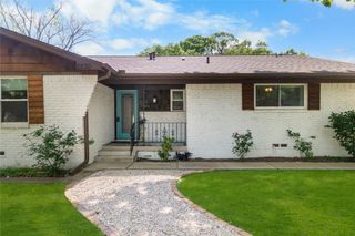 2530 Springhill Drive, Dallas, TX 75228