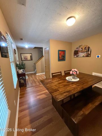 10227 Riverstone Cir, Louisville, KY 40229