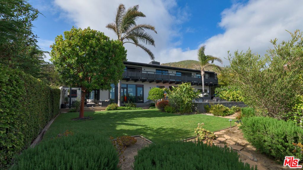 Image 21 of property listing at 31970 Pacific Coast Highway, Malibu, CA 90265