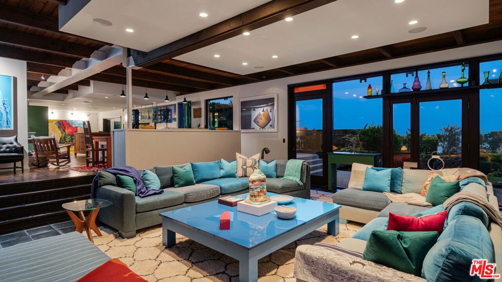 Image 49 of property listing at 31970 Pacific Coast Highway, Malibu, CA 90265