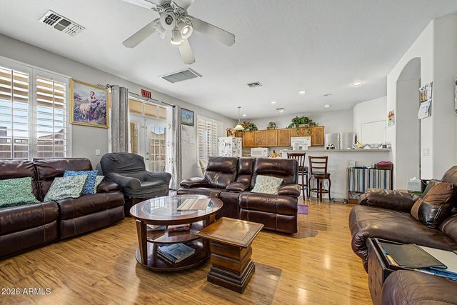 7601 W STATE Avenue, Glendale, AZ 85303