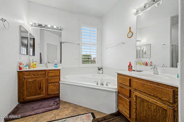 7601 W STATE Avenue, Glendale, AZ 85303