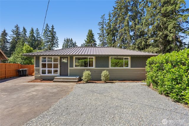 2002 211th Place SW, Lynnwood, WA 98036