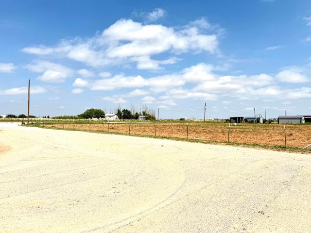 2024 County Rd 505, Brownfield, TX 79316