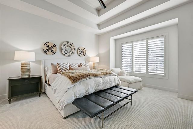 17021 Magnolia Street, Overland Park, KS 66221