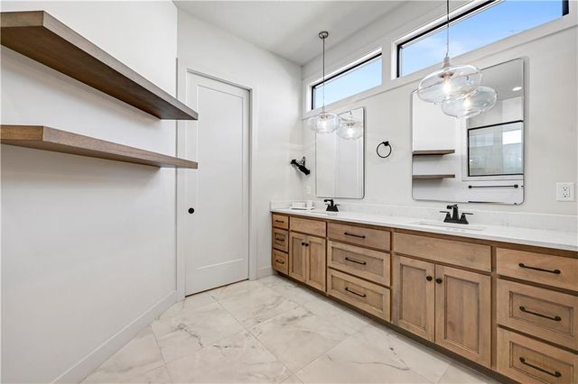 17021 Magnolia Street, Overland Park, KS 66221